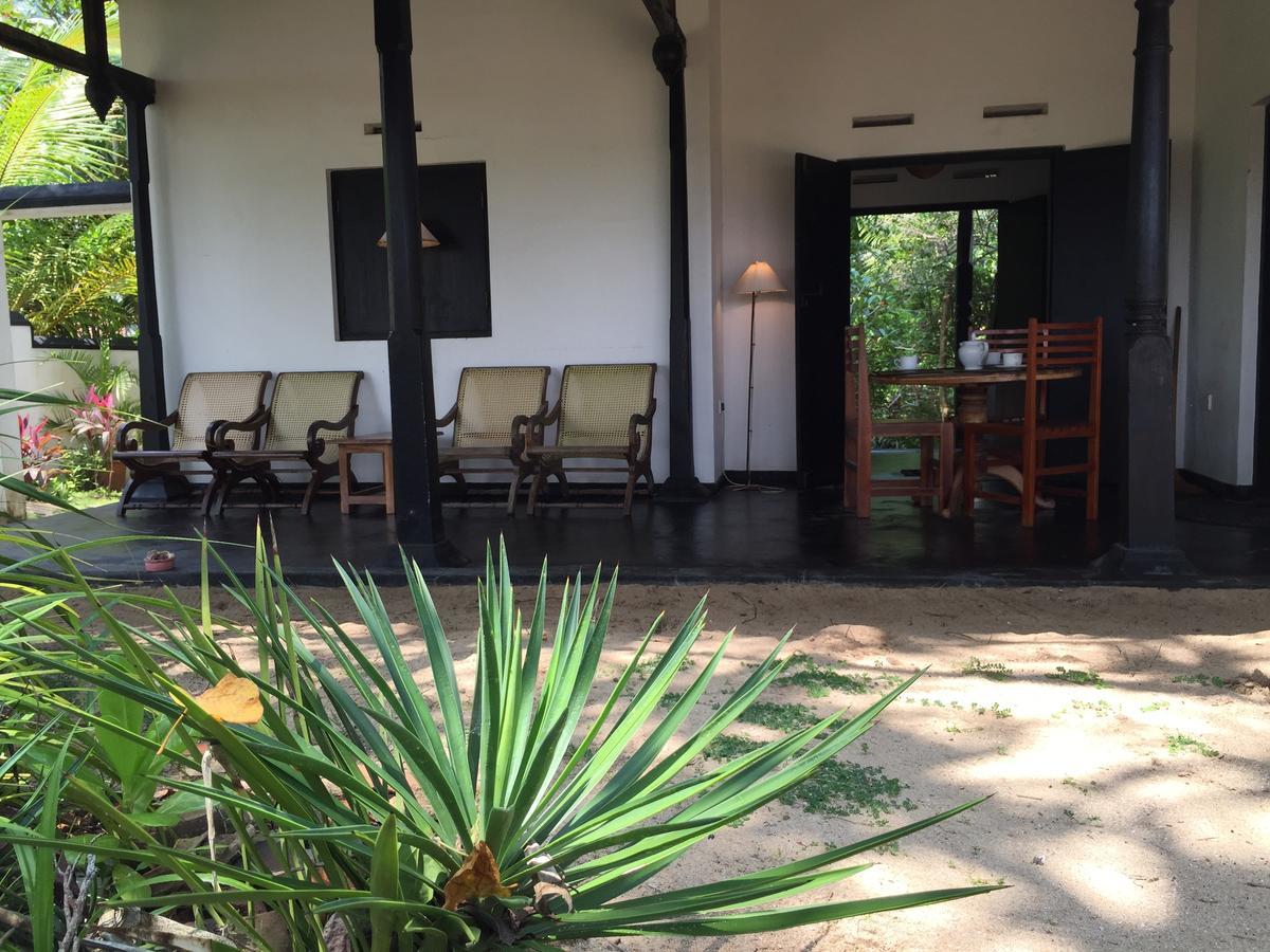 Shehani Beach Bungalow Tangalle Exterior foto