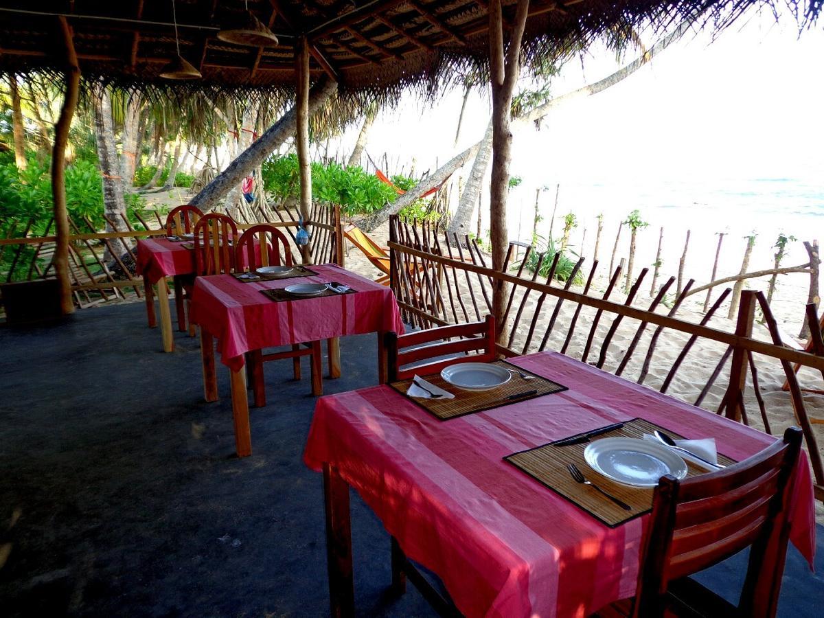 Shehani Beach Bungalow Tangalle Exterior foto