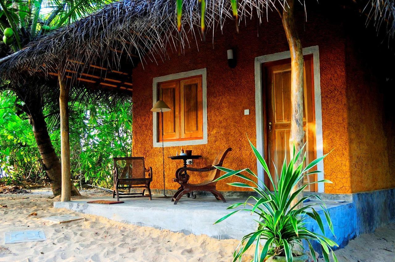 Shehani Beach Bungalow Tangalle Exterior foto