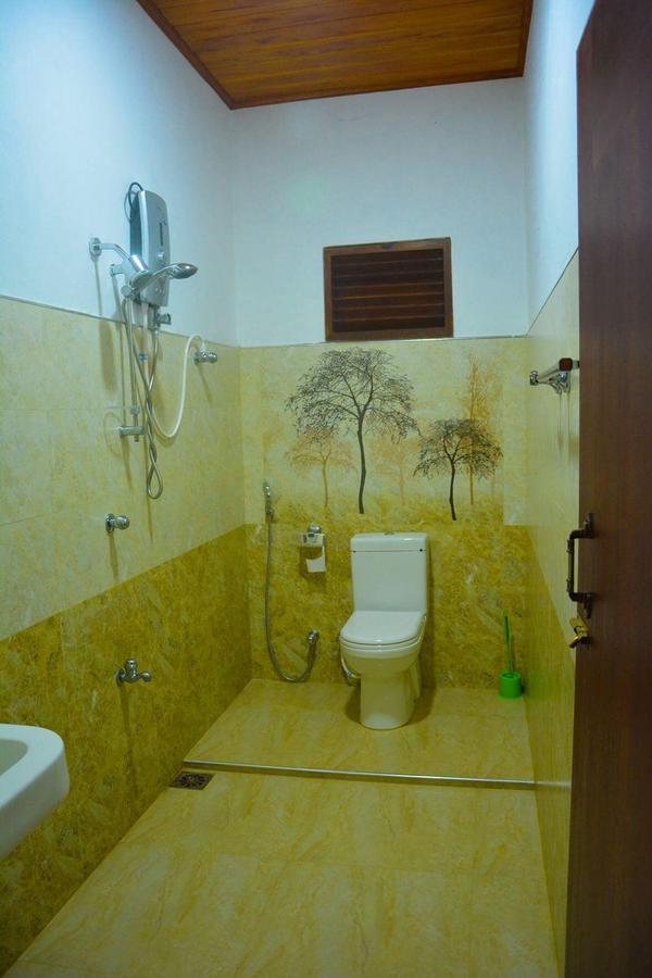 Shehani Beach Bungalow Tangalle Exterior foto